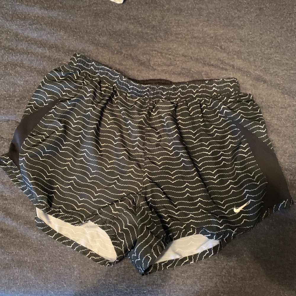 Nike women’s running shorts